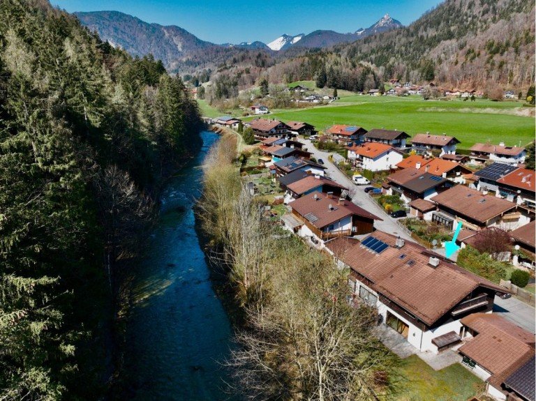 image Kiefersfelden Doppelhaush�lfte idyllisches Wohnen direkt am Kieferbach - Natur pur!