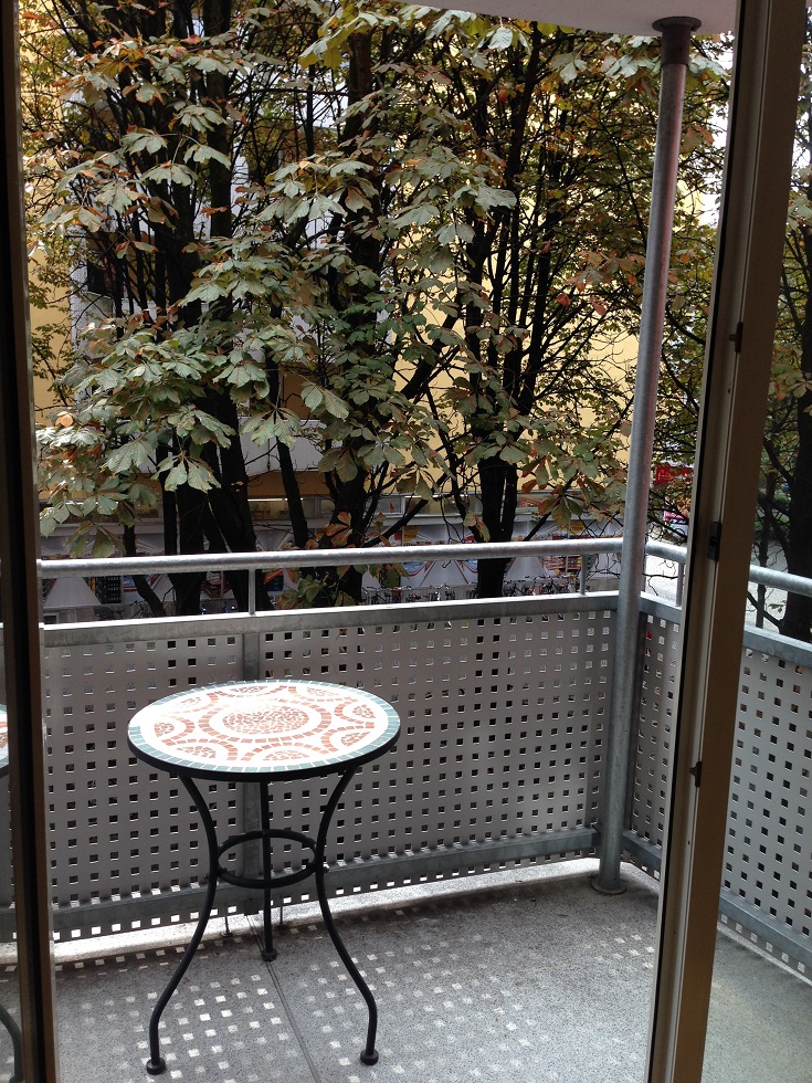 1503 Balkon Etagenwohnung M�nchen