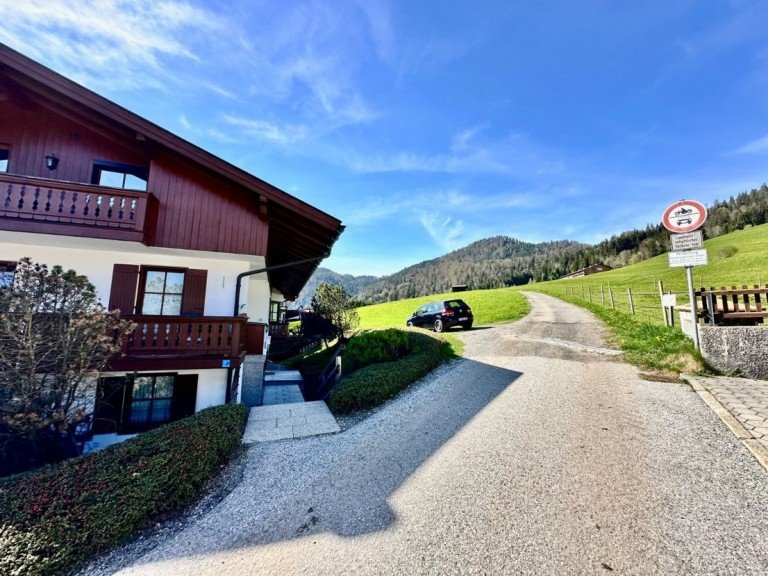 image Reit im Winkl Etagenwohnung *** NEU *** 2-Zimmer-Wohnung mit ger�umigem Westbalkon in Reit im Winkl