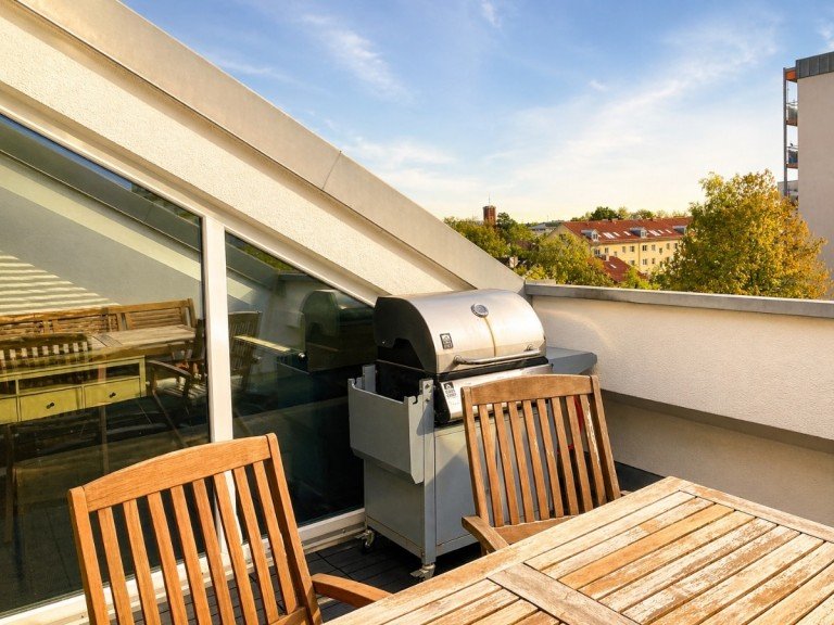 image Germering Dachgeschosswohnung Wohnen �ber den D�chern: Moderne 2-Zimmer-Wohnung mit West-Dachloggia