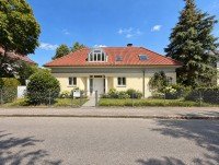 Bild (95457d1faed9c10390a007b278a28c44): Stadtvilla auf au�ergew�hnlichem Grundst�ck nahe der Prinzregentenstra�e