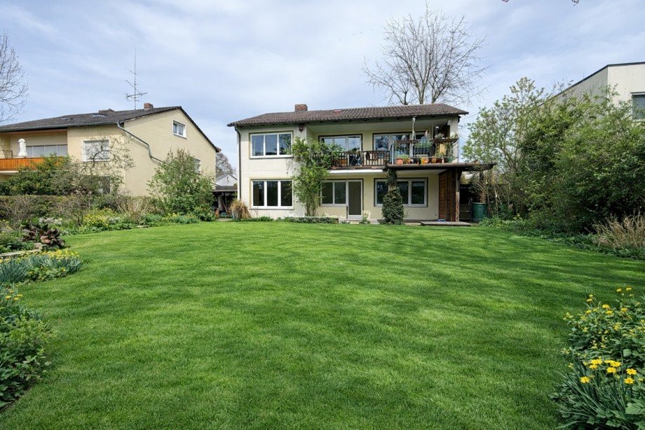 Altbestand Wohngrundst�ck Schlo�berg